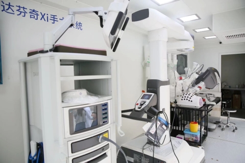 達(dá)芬奇科普行揚(yáng)州站成功舉辦，手術(shù)機(jī)器人來(lái)?yè)P(yáng)三年已造福700余患者